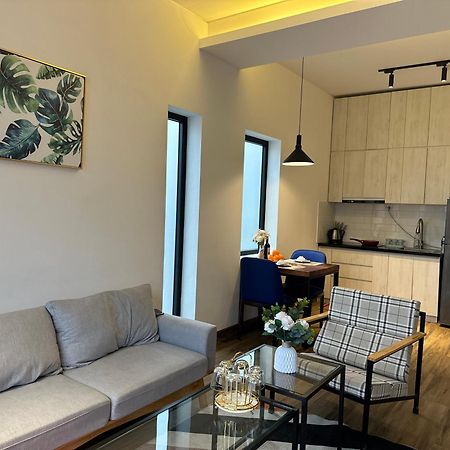 Luxe Paradise Residence 88 Tu Hoa Hanoi Eksteriør bilde